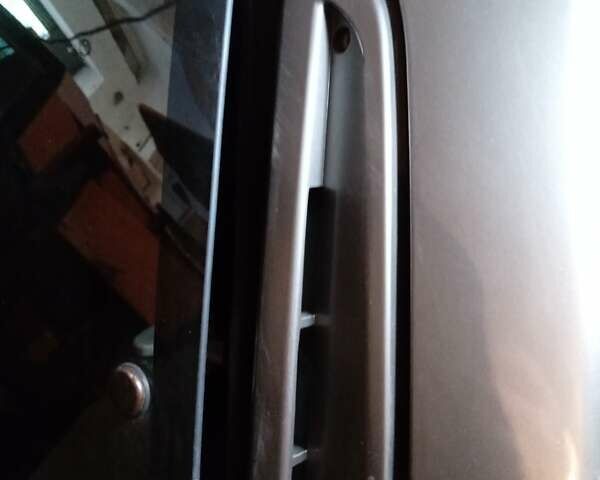 Серый Хонда Цивик, объемом двигателя 1.4 л и пробегом 300 тыс. км за 1399 $, фото 27 на Automoto.ua