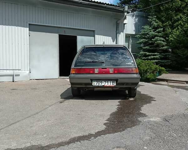 Серый Хонда Цивик, объемом двигателя 1.4 л и пробегом 300 тыс. км за 1399 $, фото 8 на Automoto.ua