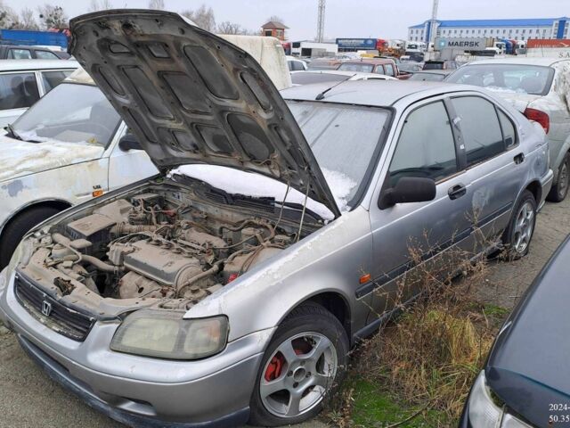 Серый Хонда Цивик, объемом двигателя 1.4 л и пробегом 1000 тыс. км за 506 $, фото 5 на Automoto.ua