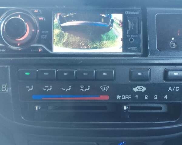 Серый Хонда Цивик, объемом двигателя 2 л и пробегом 400 тыс. км за 3100 $, фото 6 на Automoto.ua