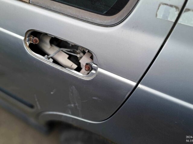 Серый Хонда Цивик, объемом двигателя 1.4 л и пробегом 1000 тыс. км за 506 $, фото 4 на Automoto.ua