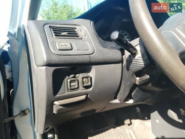 Серый Хонда Цивик, объемом двигателя 2 л и пробегом 400 тыс. км за 3100 $, фото 13 на Automoto.ua