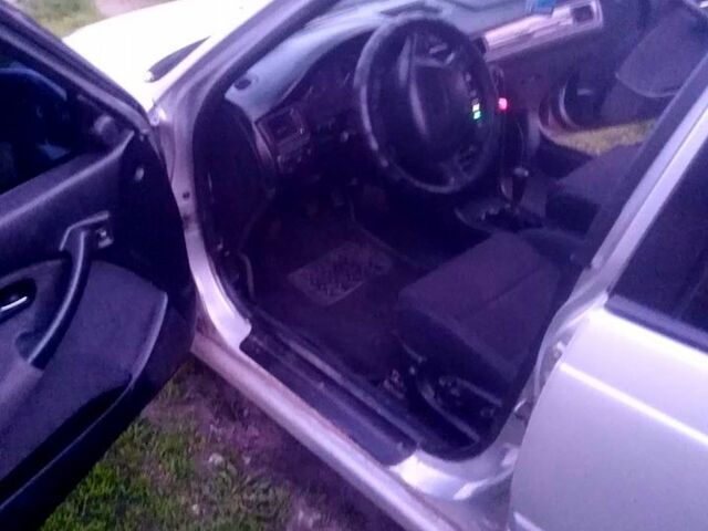 Серый Хонда Цивик, объемом двигателя 1.4 л и пробегом 0 тыс. км за 2800 $, фото 3 на Automoto.ua