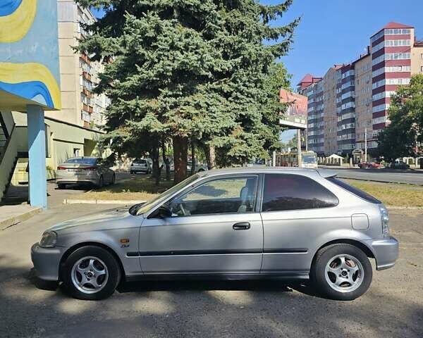 Серый Хонда Цивик, объемом двигателя 1.4 л и пробегом 184 тыс. км за 4500 $, фото 10 на Automoto.ua