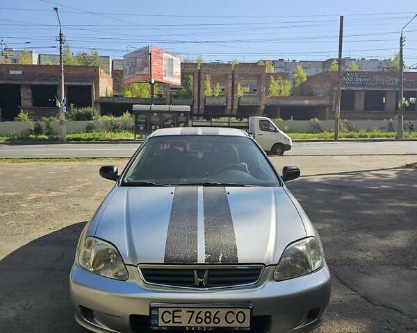 Серый Хонда Цивик, объемом двигателя 1.4 л и пробегом 184 тыс. км за 4500 $, фото 2 на Automoto.ua