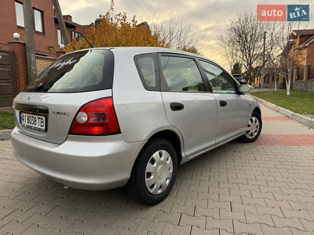 Серый Хонда Цивик, объемом двигателя 1.59 л и пробегом 250 тыс. км за 4099 $, фото 5 на Automoto.ua