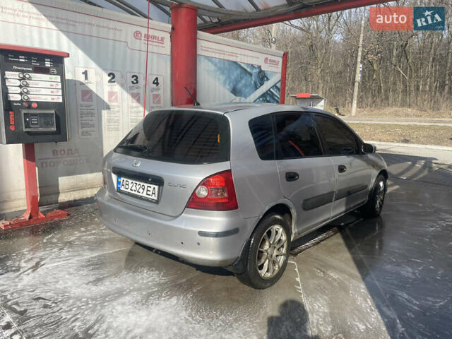 Серый Хонда Цивик, объемом двигателя 1.6 л и пробегом 328 тыс. км за 2900 $, фото 5 на Automoto.ua