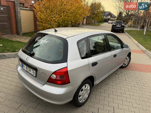 Серый Хонда Цивик, объемом двигателя 1.59 л и пробегом 250 тыс. км за 4099 $, фото 9 на Automoto.ua