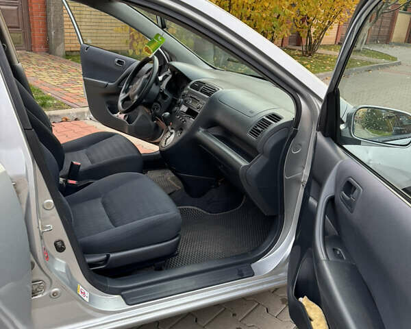 Серый Хонда Цивик, объемом двигателя 1.59 л и пробегом 250 тыс. км за 4099 $, фото 13 на Automoto.ua