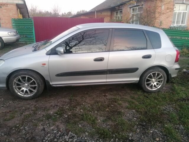 Серый Хонда Цивик, объемом двигателя 1.6 л и пробегом 350 тыс. км за 2400 $, фото 4 на Automoto.ua