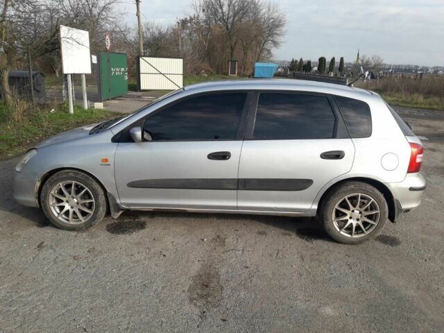 Серый Хонда Цивик, объемом двигателя 1.6 л и пробегом 350 тыс. км за 2400 $, фото 7 на Automoto.ua