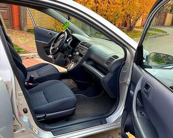 Серый Хонда Цивик, объемом двигателя 1.6 л и пробегом 248 тыс. км за 3600 $, фото 11 на Automoto.ua