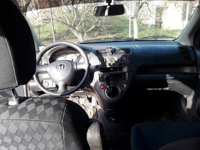 Серый Хонда Цивик, объемом двигателя 1.6 л и пробегом 350 тыс. км за 2400 $, фото 3 на Automoto.ua