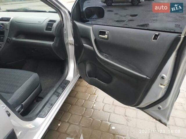 Сірий Хонда Сівік, об'ємом двигуна 1.4 л та пробігом 340 тис. км за 3500 $, фото 11 на Automoto.ua