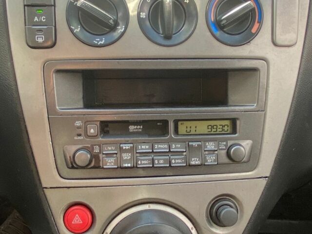 Серый Хонда Цивик, объемом двигателя 1.4 л и пробегом 320 тыс. км за 2400 $, фото 13 на Automoto.ua