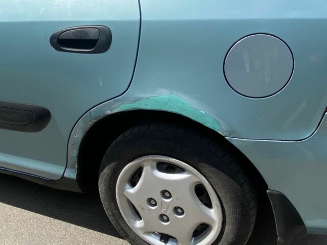 Серый Хонда Цивик, объемом двигателя 1.4 л и пробегом 320 тыс. км за 2400 $, фото 11 на Automoto.ua