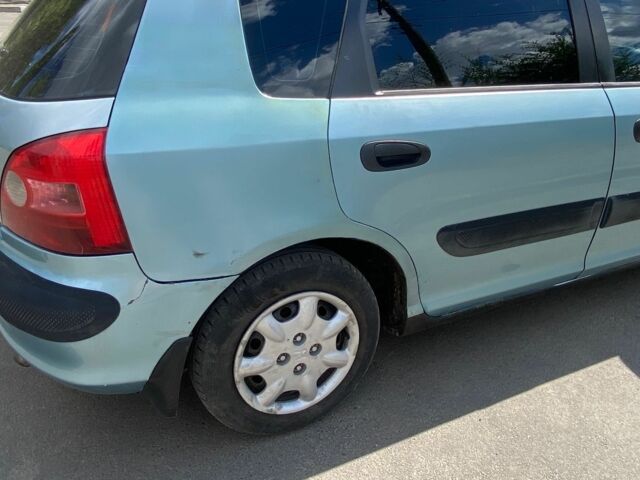 Серый Хонда Цивик, объемом двигателя 1.4 л и пробегом 320 тыс. км за 2400 $, фото 9 на Automoto.ua