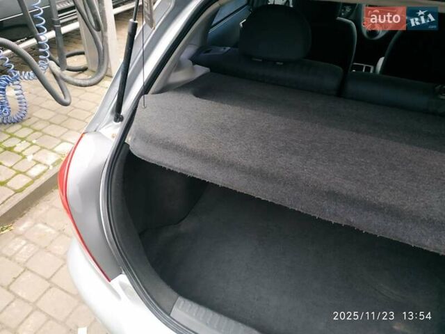 Сірий Хонда Сівік, об'ємом двигуна 1.4 л та пробігом 340 тис. км за 3500 $, фото 16 на Automoto.ua