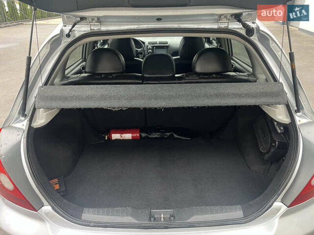 Серый Хонда Цивик, объемом двигателя 1.59 л и пробегом 311 тыс. км за 2750 $, фото 26 на Automoto.ua