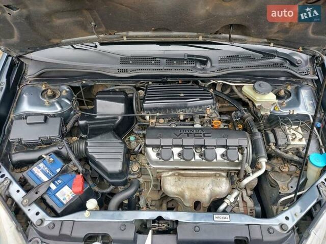 Серый Хонда Цивик, объемом двигателя 1.6 л и пробегом 251 тыс. км за 5000 $, фото 6 на Automoto.ua