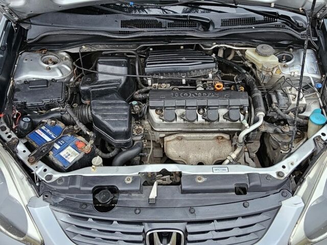 Серый Хонда Цивик, объемом двигателя 1.4 л и пробегом 276 тыс. км за 4000 $, фото 6 на Automoto.ua