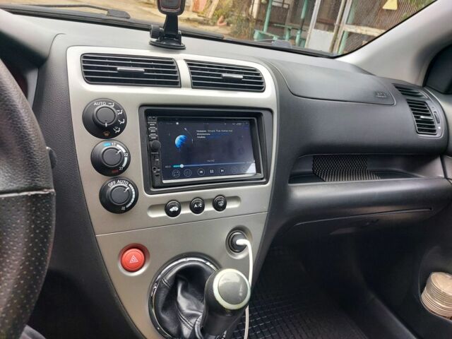 Серый Хонда Цивик, объемом двигателя 1.6 л и пробегом 251 тыс. км за 3500 $, фото 8 на Automoto.ua