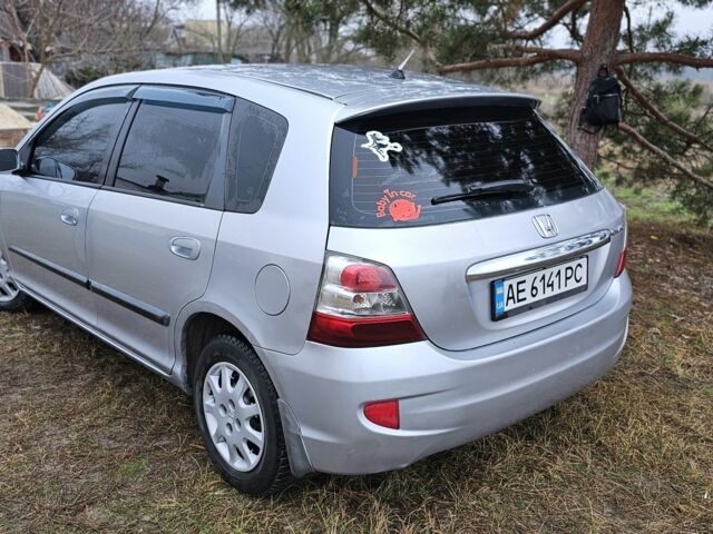 Серый Хонда Цивик, объемом двигателя 1.4 л и пробегом 276 тыс. км за 4000 $, фото 2 на Automoto.ua