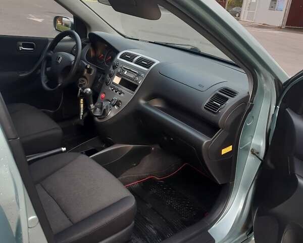 Серый Хонда Цивик, объемом двигателя 1.6 л и пробегом 279 тыс. км за 4700 $, фото 5 на Automoto.ua