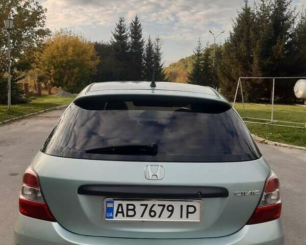 Серый Хонда Цивик, объемом двигателя 1.6 л и пробегом 279 тыс. км за 4700 $, фото 2 на Automoto.ua