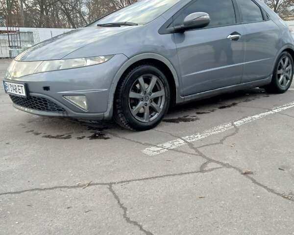 Сірий Хонда Сівік, об'ємом двигуна 1.8 л та пробігом 164 тис. км за 6600 $, фото 3 на Automoto.ua