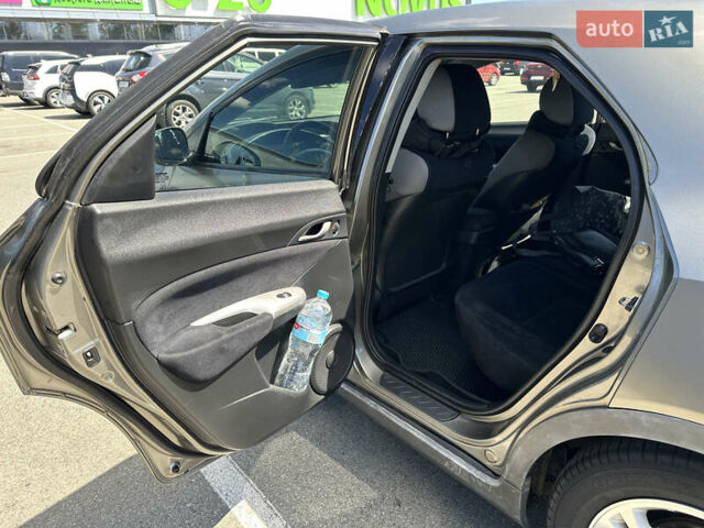 Серый Хонда Цивик, объемом двигателя 2.2 л и пробегом 306 тыс. км за 5400 $, фото 8 на Automoto.ua