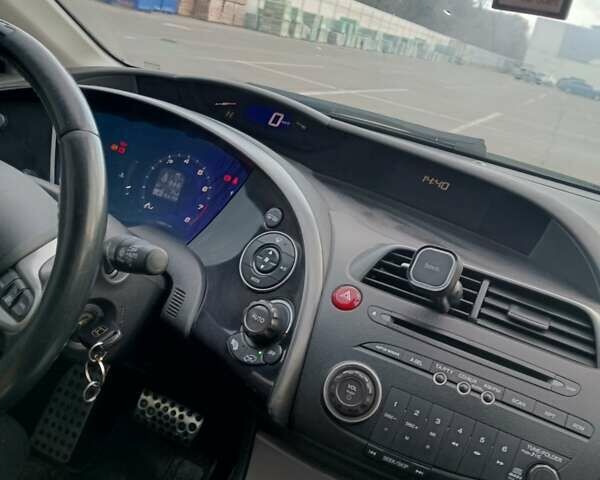 Сірий Хонда Сівік, об'ємом двигуна 1.8 л та пробігом 164 тис. км за 6600 $, фото 6 на Automoto.ua