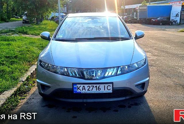 Сірий Хонда Сівік, об'ємом двигуна 1.3 л та пробігом 268 тис. км за 4900 $, фото 2 на Automoto.ua