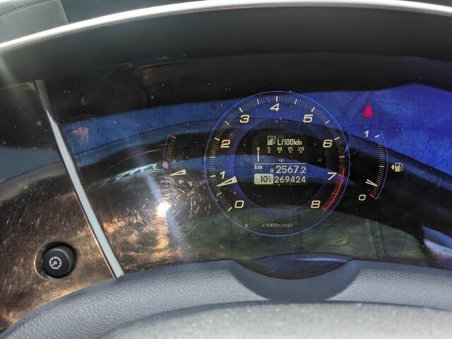 Серый Хонда Цивик, объемом двигателя 1.8 л и пробегом 269 тыс. км за 3072 $, фото 16 на Automoto.ua