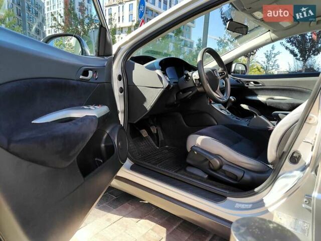 Серый Хонда Цивик, объемом двигателя 1.3 л и пробегом 268 тыс. км за 4990 $, фото 33 на Automoto.ua
