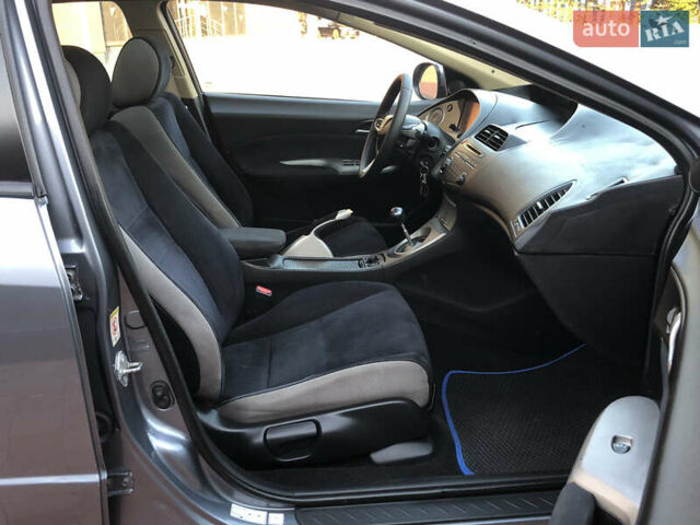 Серый Хонда Цивик, объемом двигателя 2.2 л и пробегом 238 тыс. км за 5200 $, фото 19 на Automoto.ua