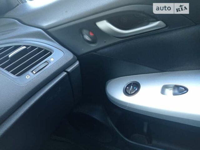 Серый Хонда Цивик, объемом двигателя 1.8 л и пробегом 249 тыс. км за 6300 $, фото 12 на Automoto.ua