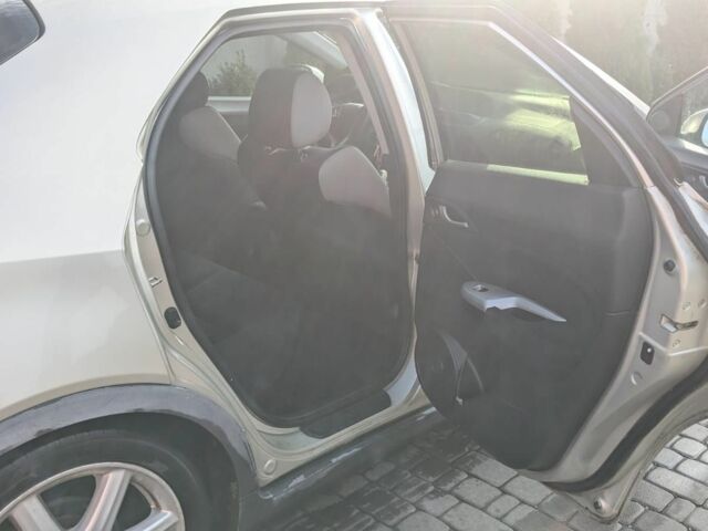 Серый Хонда Цивик, объемом двигателя 1.8 л и пробегом 269 тыс. км за 3072 $, фото 9 на Automoto.ua