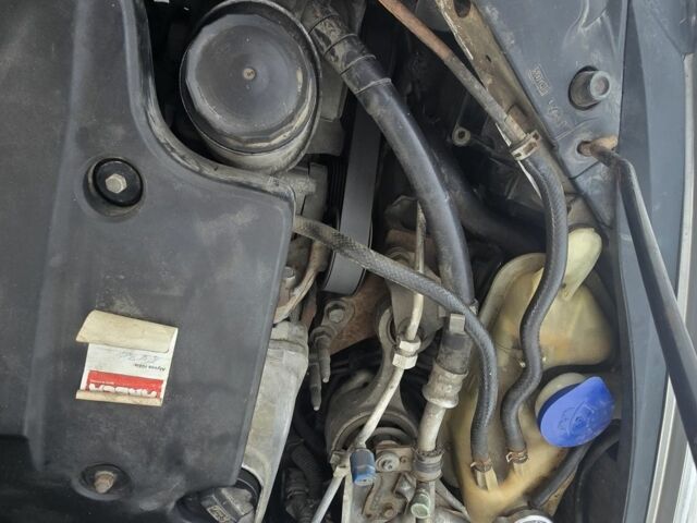 Серый Хонда Цивик, объемом двигателя 2.2 л и пробегом 240 тыс. км за 3547 $, фото 5 на Automoto.ua