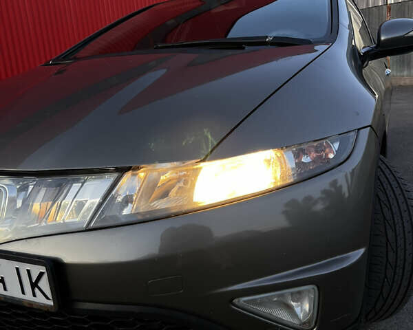 Сірий Хонда Сівік, об'ємом двигуна 1.4 л та пробігом 167 тис. км за 5500 $, фото 2 на Automoto.ua