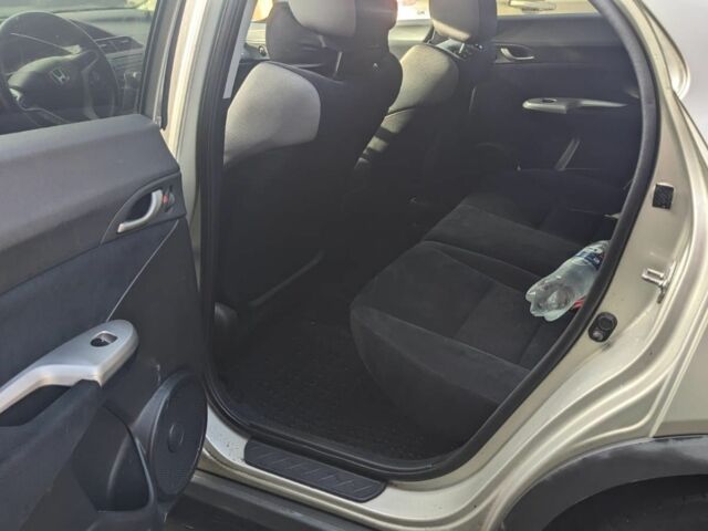 Серый Хонда Цивик, объемом двигателя 1.8 л и пробегом 269 тыс. км за 3072 $, фото 7 на Automoto.ua