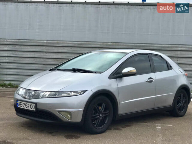 Серый Хонда Цивик, объемом двигателя 1.4 л и пробегом 206 тыс. км за 3899 $, фото 8 на Automoto.ua