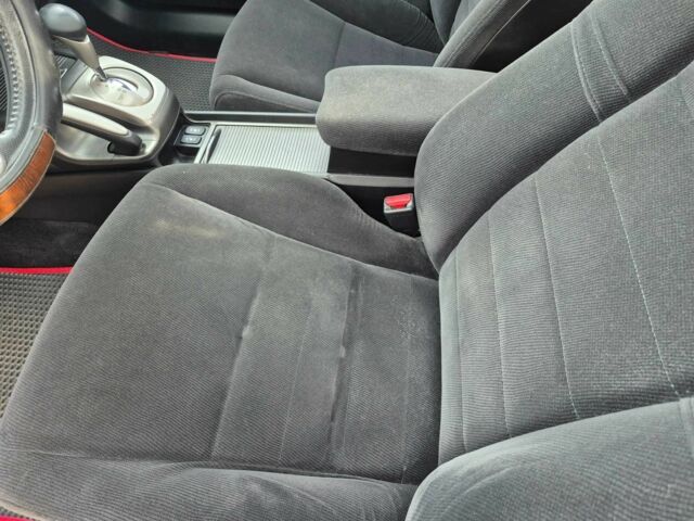 Серый Хонда Цивик, объемом двигателя 1.8 л и пробегом 181 тыс. км за 5200 $, фото 13 на Automoto.ua