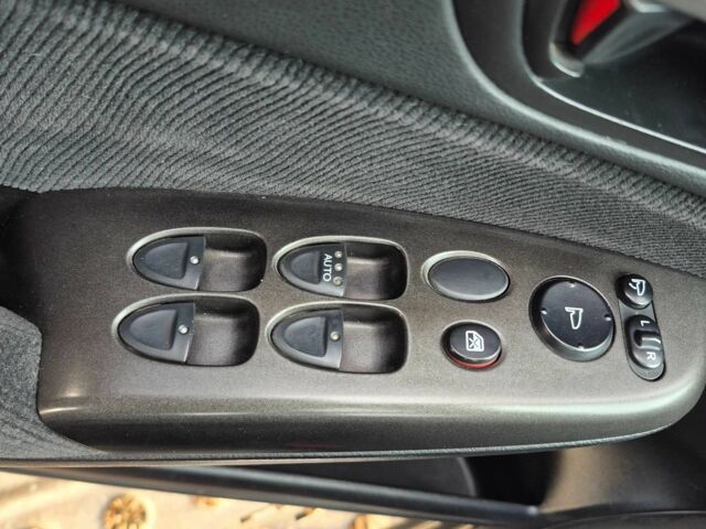 Серый Хонда Цивик, объемом двигателя 1.8 л и пробегом 181 тыс. км за 5200 $, фото 8 на Automoto.ua