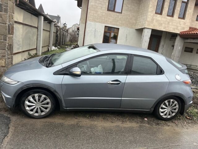 Серый Хонда Цивик, объемом двигателя 1.8 л и пробегом 240 тыс. км за 5500 $, фото 3 на Automoto.ua