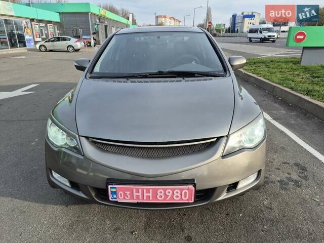 Серый Хонда Цивик, объемом двигателя 1.8 л и пробегом 181 тыс. км за 5200 $, фото 1 на Automoto.ua