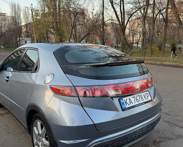 Серый Хонда Цивик, объемом двигателя 1.8 л и пробегом 282 тыс. км за 6300 $, фото 8 на Automoto.ua