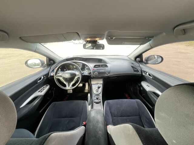 Серый Хонда Цивик, объемом двигателя 1.8 л и пробегом 211 тыс. км за 4600 $, фото 10 на Automoto.ua