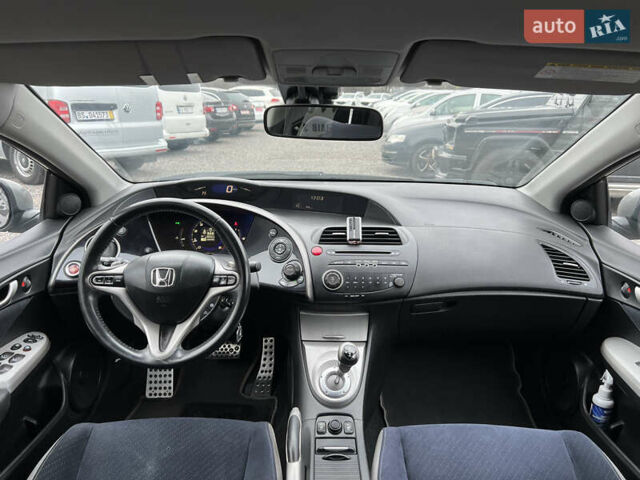 Серый Хонда Цивик, объемом двигателя 1.8 л и пробегом 195 тыс. км за 5800 $, фото 13 на Automoto.ua
