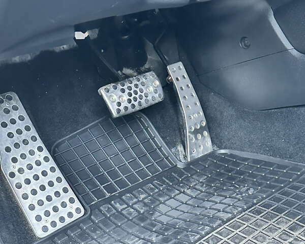 Серый Хонда Цивик, объемом двигателя 1.8 л и пробегом 217 тыс. км за 6200 $, фото 19 на Automoto.ua